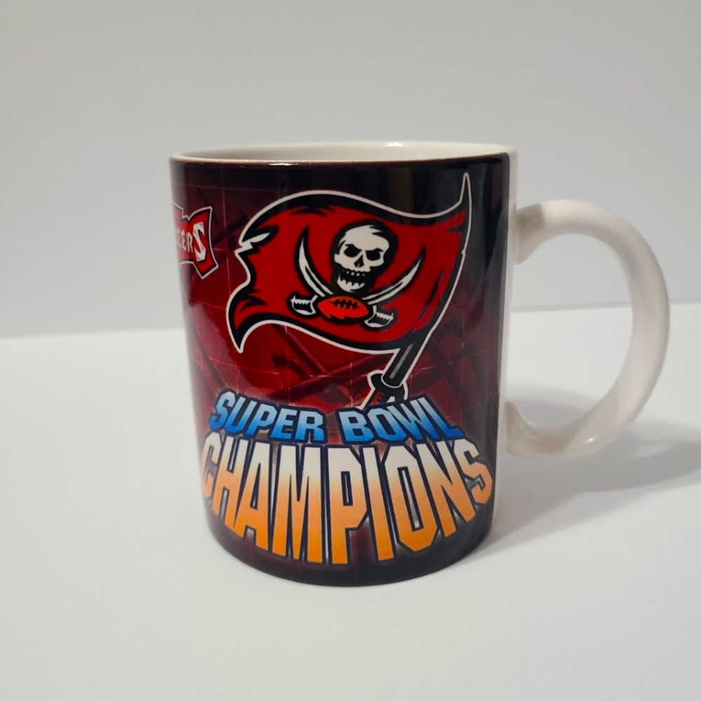 Tampa Bay Buccaneers Super Bowl 37 Champions (2003) 12 oz  Coffee Mug